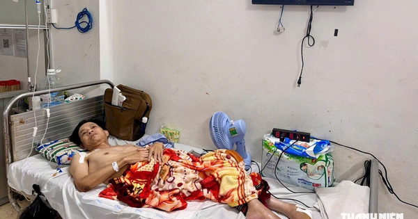 Xin giúp người đàn ông khuyết tật, không nhà, không người thân có tiền chữa bệnh