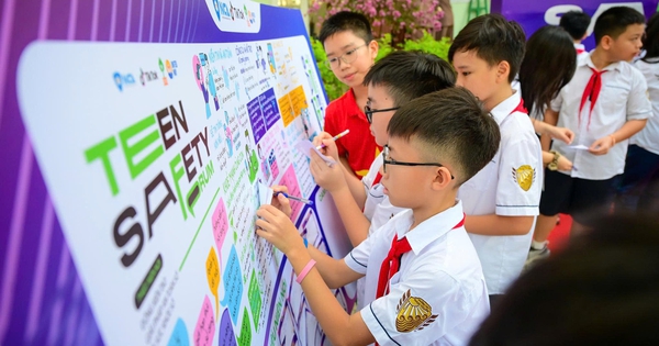 Cần trang bị 'kháng thể số' thay vì ngăn cấm không gian mạng
