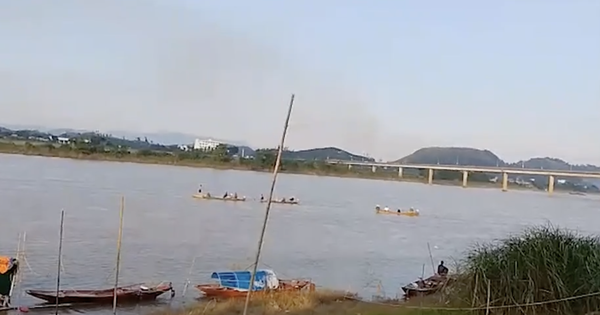 Lật thuyền trên sông Lam, 2 vợ chồng mất tích