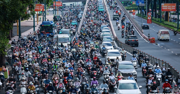 TP.HCM sẽ phân làn đường Phạm Văn Đồng, Nguyễn Tất Thành linh hoạt theo giờ?