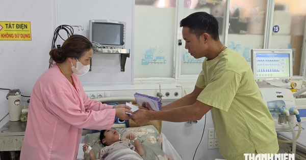 Hành động đẹp của vợ chồng từng tặng 4.000 cành cúc trắng tri ân liệt sĩ
