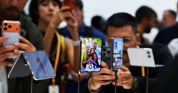 Apple chặn đường dân buôn iPhone Duo bằng giới hạn mua hàng mới
