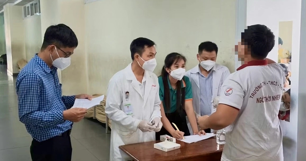Học sinh tiếp xúc gần ca bệnh não mô cầu ở TP.HCM đi học bình thường