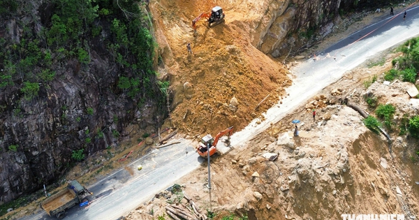 Đèo Khánh Lê đóng đường cục bộ để xử lý nguy cơ đá rơi