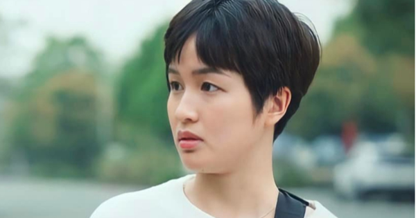 Dàn diễn viên phim giờ vàng liên tiếp đón tin vui