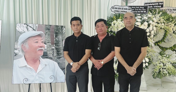 'Thằng Cò' Phùng Ngọc, Hùng Thuận lặng lẽ viếng đám tang đạo diễn 'Đất phương Nam'
