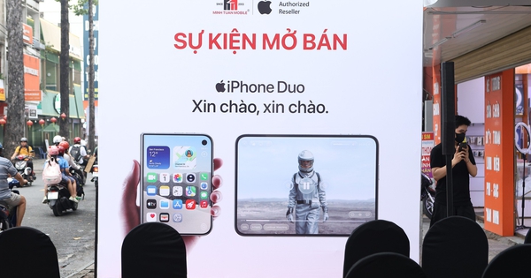 Những chiếc iPhone Duo đầu tiên đến tay người dùng Việt Nam