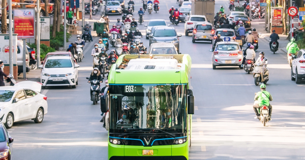 Sau ô tô cá nhân, đến lượt xe buýt điện dần phủ sóng toàn cầu