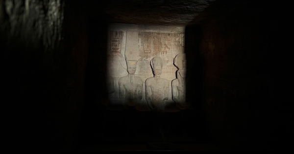 Chứng kiến hiện tượng kỳ ảo 3.200 năm tuổi ở đền thờ pharaoh