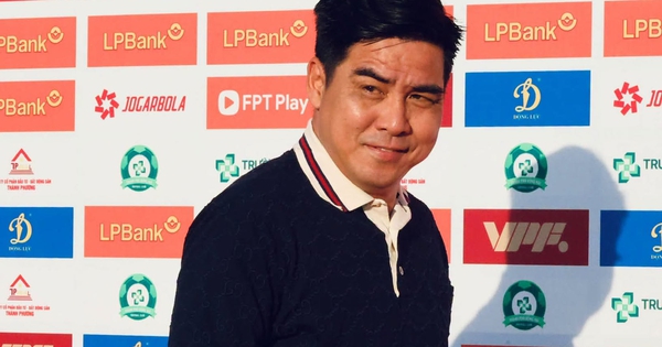 V-League mùa này sắp có HLV đầu tiên mất việc?