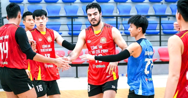 Bùng nổ ngoại binh giải bóng chuyền nam quốc gia