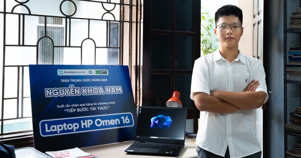 Phong Vũ tiếp bước hành trình tri thức cùng học sinh đạt 1.600 SAT