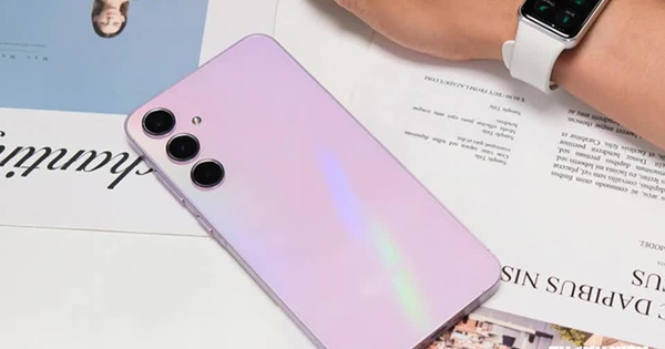 Samsung mở rộng khả năng tương thích AirDrop xuống dòng Galaxy A