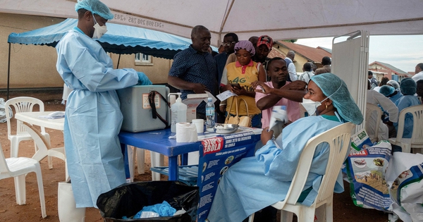 Tin tức quốc tế sáng 28.10: Diễn biến mới dịch Ebola, gần 5.000 ca tử vong