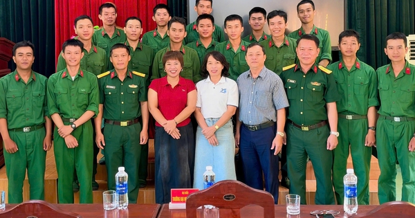 Bộ GD-ĐT tập huấn bắn đạn thật, phòng chống khủng bố năm 2026