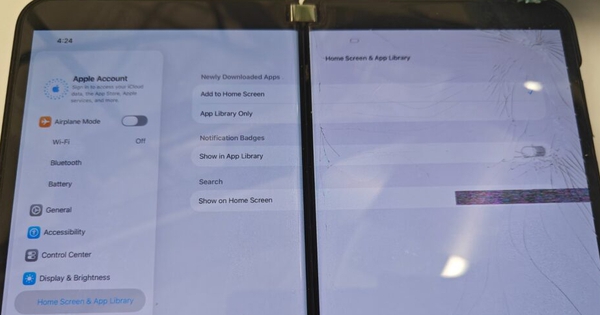 Bất ngờ chạy iOS 26, Surface Duo 2 bỗng nhiên thành 'iPhone Duo'