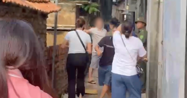 Nghi bếp ăn bán trú dùng thịt trâu Ấn Độ: 'Bí ẩn' gác xép trong kho hàng
