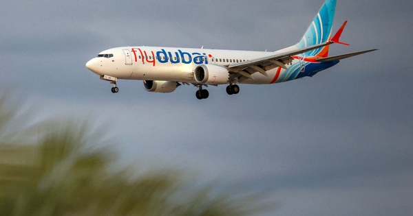 Cơ phó vụ flydubai từng bị cấm bay