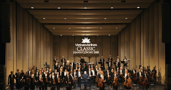 ‘Tiến quân ca’ mở màn đêm diễn của London Symphony Orchestra tại Hà Nội