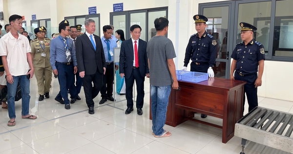 An Giang khai trương cặp cửa khẩu quốc tế đường bộ Khánh Bình - Chrey Thom