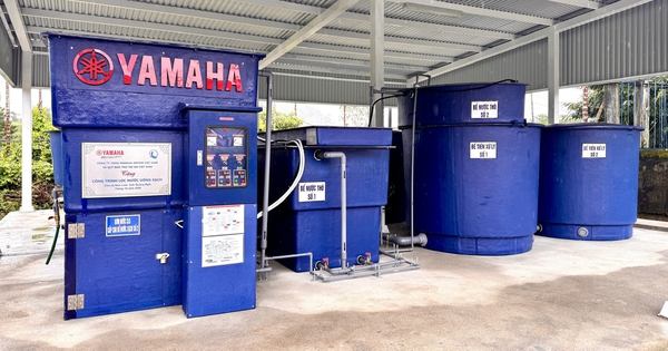 Từ mũ bảo hiểm đến nước sạch, hãng xe máy mở rộng hoạt động cộng đồng