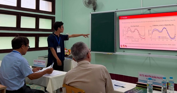 Sinh viên không phải làm hồ sơ xin học bổng