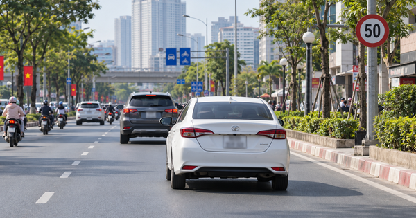 Chạy ô tô dưới 60 km/giờ, khoảng cách an toàn bắt buộc bao nhiêu mét?
