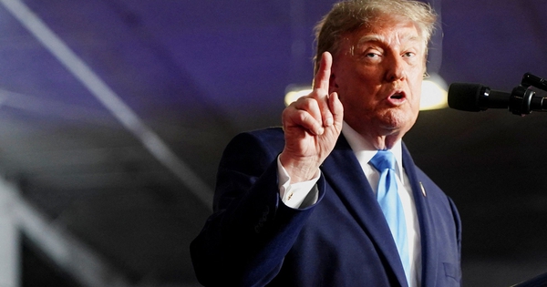 Ông Trump hé lộ lý do Mỹ rút oanh tạc cơ B-1 khỏi Anh