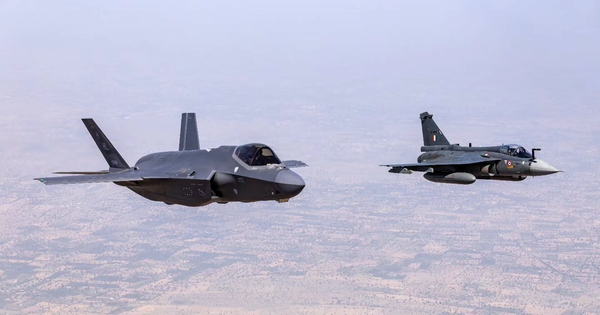 Mỹ lần đầu điều tiêm kích tàng hình F-35 tập trận tại Ấn Độ