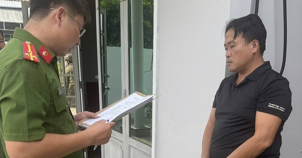 Đang tập thể dục, người phụ nữ bất ngờ bị giật dây chuyền vàng