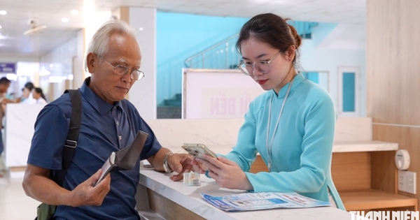 Từ nay, ở nhà cũng đăng ký lịch khám tại Bệnh viện đa khoa tỉnh Quảng Trị