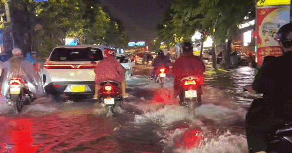 Ngập cửa ngõ sân bay Tân Sơn Nhất, Sở Xây dựng TP.HCM nêu giải pháp