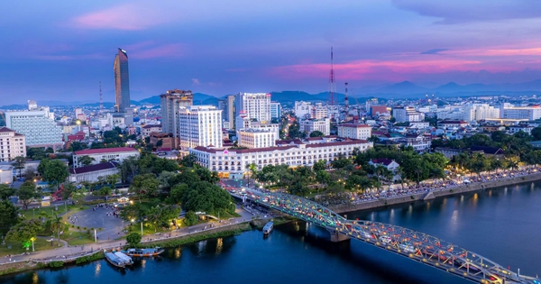Phố Tây, công viên bờ sông An Cựu ở Huế sẽ được chỉnh trang