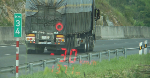 CSGT tạm dừng xử phạt xe chạy dưới tốc độ tối thiểu tại 3 đoạn cao tốc