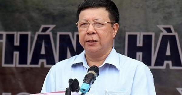 Cựu Phó chủ tịch tỉnh Lào Cai Lê Ngọc Hưng bị cáo buộc hưởng lợi 355 triệu
