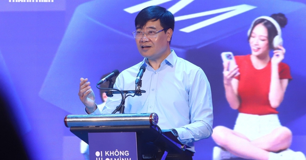 Không thể để trẻ em tự xoay xở trước cạm bẫy trên mạng