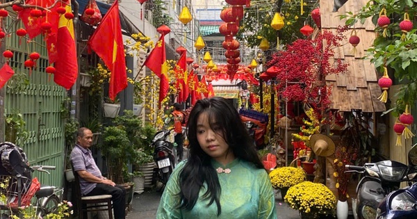 Một tuyến hẻm ở phường Cầu Kiệu bỗng 'gây sốt' vì không khí tết xưa