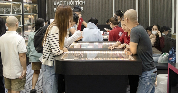 Giá bạc lình xình, rao bán gấp chỉ mong 'bán đi ăn tết cho nhẹ đầu'