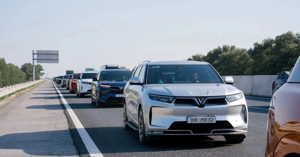 Lái xe về tết: Lưu ý khi đi ô tô điện vào cao tốc Bắc - Nam?