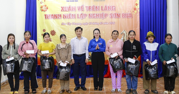 Xuân ấm áp trên làng thanh niên lập nghiệp Sơn Bua