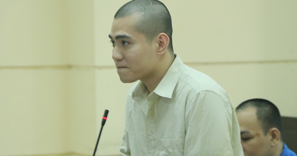 11 bị cáo 'khiêng quan tài diễu phố trước chợ Bến Thành' nhận án tù