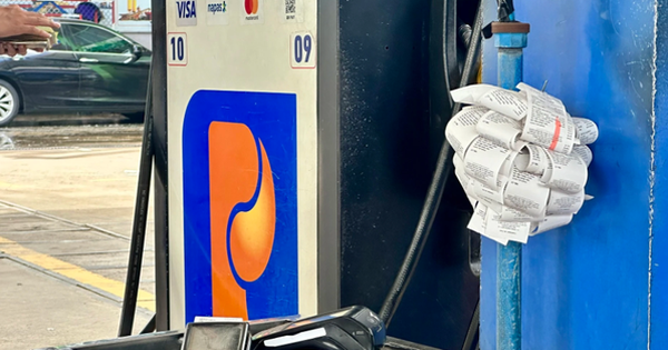 Trông giữ xe, vận chuyển, dịch vụ chuyển tiền... được lập hóa đơn tổng cuối ngày