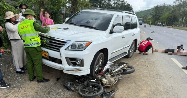 Tai nạn giao thông giữa ô tô biển số Lào và xe mô tô, một người tử vong