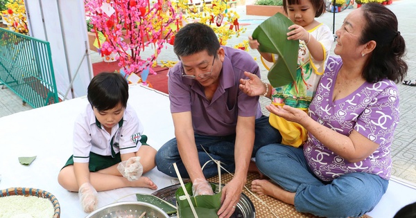 Giữ tết truyền thống từ nhà trường