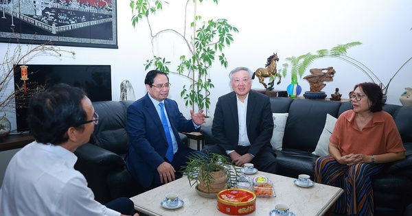 Thủ tướng Phạm Minh Chính thăm, chúc tết nguyên lãnh đạo Đảng, Nhà nước