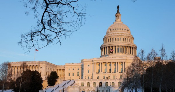 Hạ viện Mỹ hủy thuế quan do Tổng thống Trump áp cho Canada