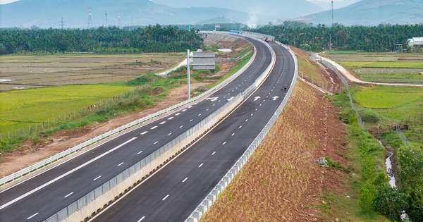 Tạm dừng thông xe cao tốc Quảng Ngãi - Hoài Nhơn vì chưa đảm bảo an toàn