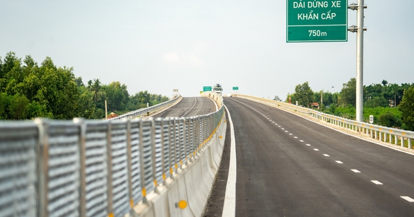 Cao tốc Quảng Ngãi - Hoài Nhơn vận hành vào lúc 11 giờ hôm nay 12.2