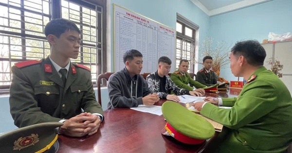 Khởi tố các đối tượng trong đường dây buôn bán 'khí cười' trên mạng