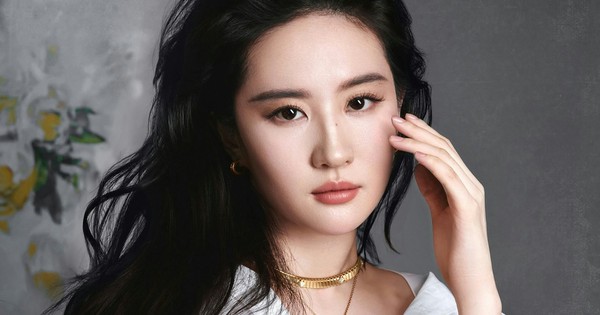 Lưu Diệc Phi gây xôn xao vì không đóng phim suốt 2 năm